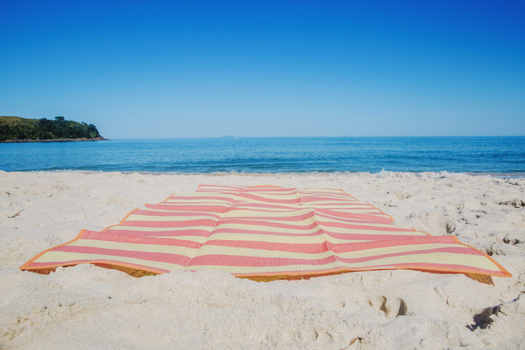 Beach mat