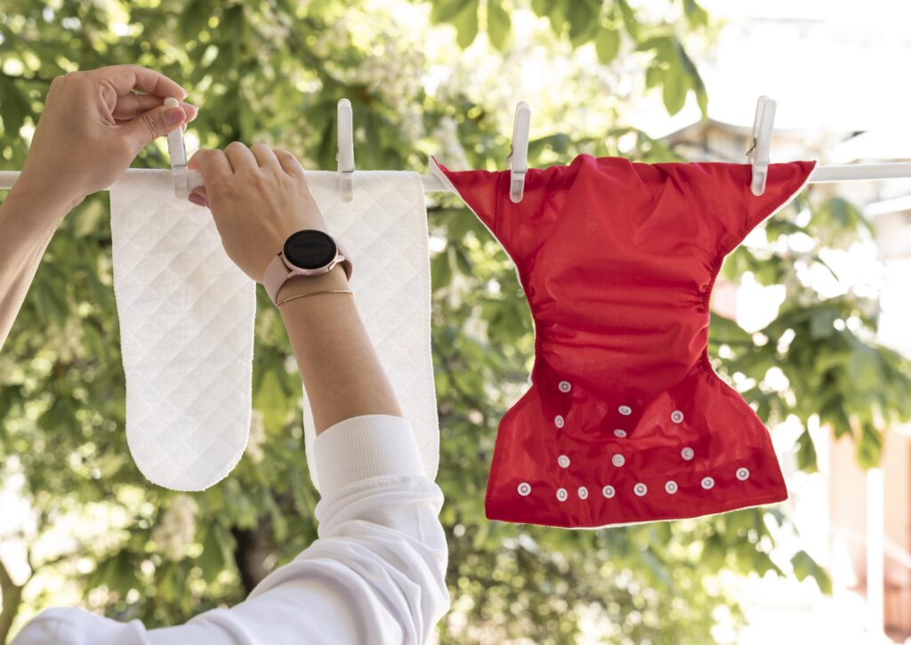 Hanging clothes in the air - Hygiene hack to keep clothes fresh